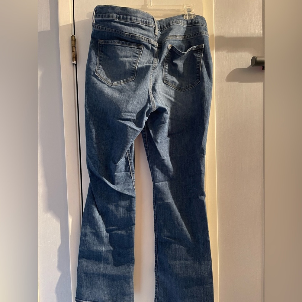 Old Navy curvy profile jeans 14